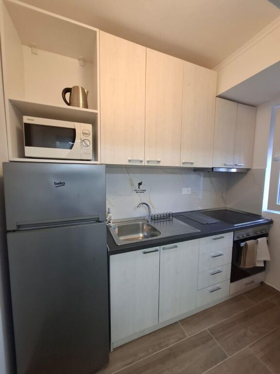 APARTMENT FOR RENT 1+1 FORMER RESTAURANT DURRES 60,000 LEKE FH-94245
