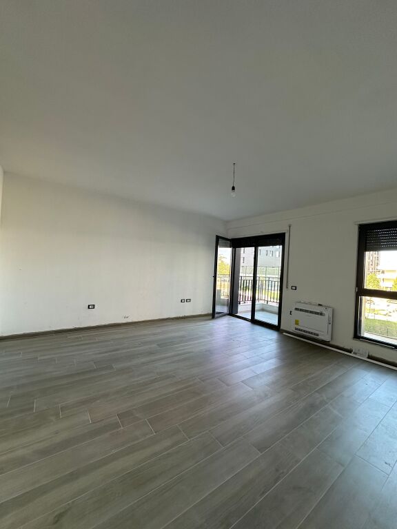 Apartament 1+1 me Qira në Bulevardin e Ri, Kompleksi Ndregjoni