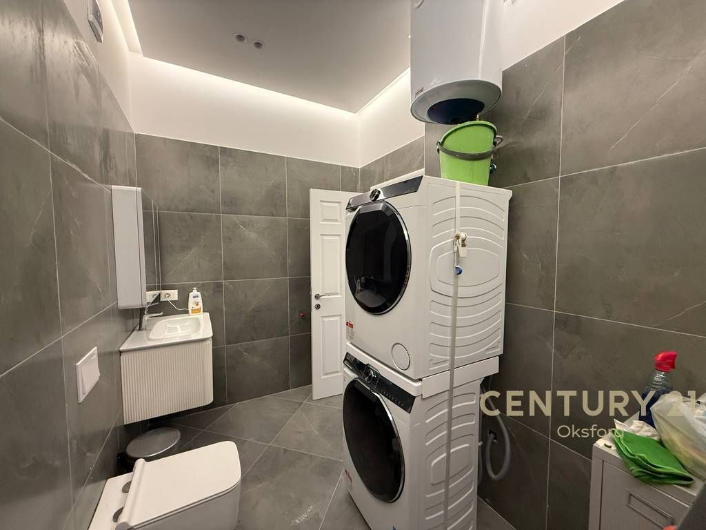 Modern 1+1 Apartment for Rent, in the “Square 21” Complex, on Kavajes Street! 1,000 € /Month