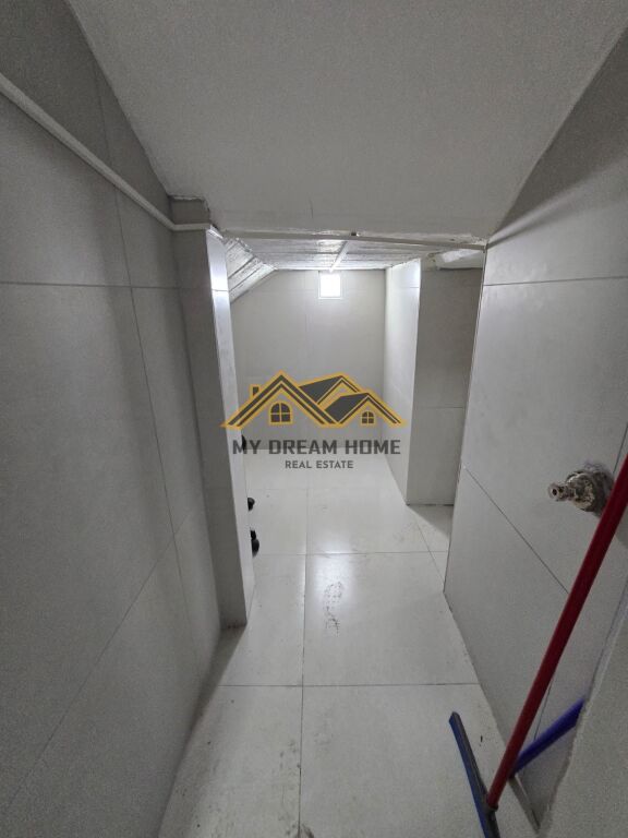 APARTAMENT 1+1 PER SHITJE TEK SHKOLLA 2 GJELAT DURRES!