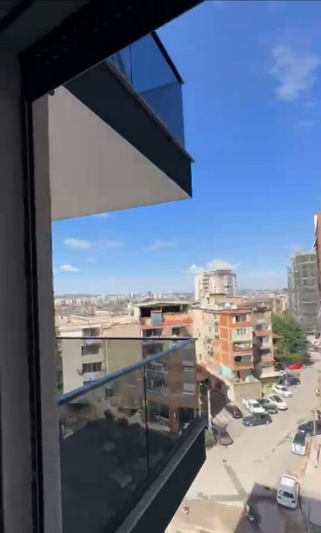 Shitet  apartament  1+1  Ndertim  i ti ne Don Bosko