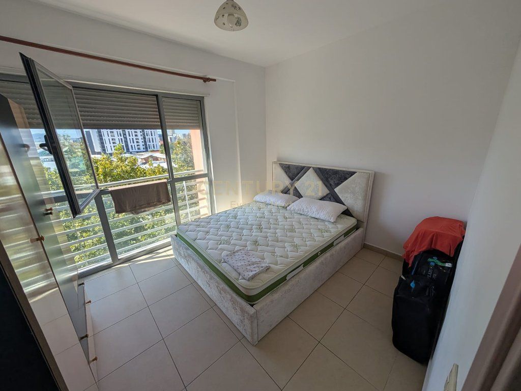 JEPET ME QIRA APARTAMENT 2+1 – 5 MAJI