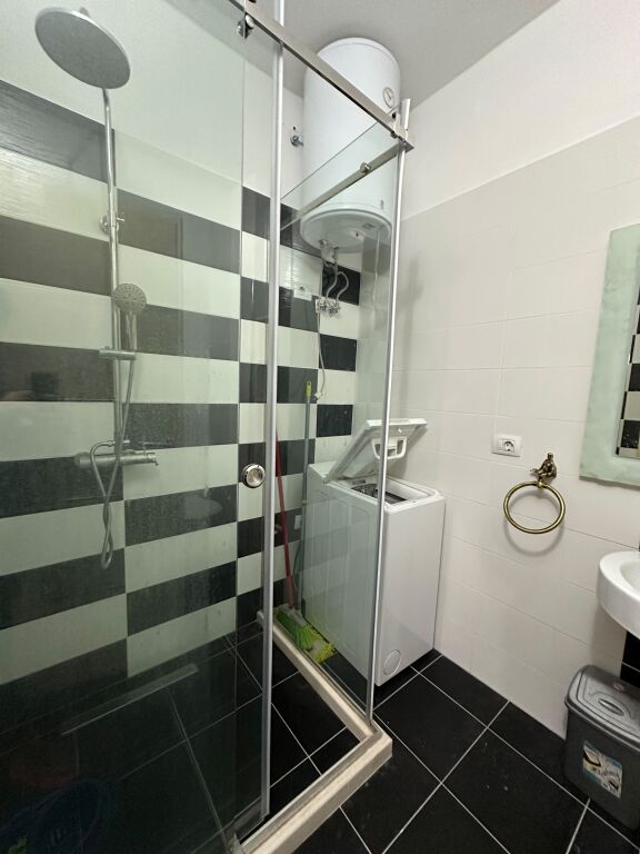 🏠 JEPET ME QIRA – APARTAMENT 2+1, ASTIR