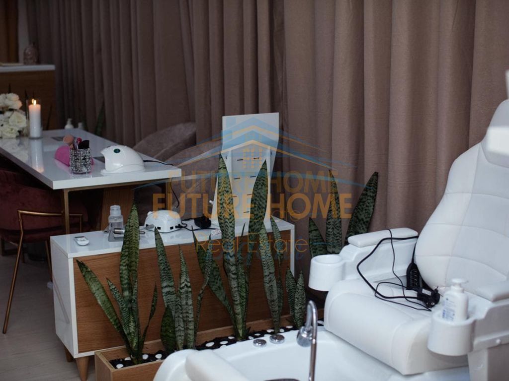 Shitet, Ambient, Rruga Irfan Tomini, Tiranë 175,000 €