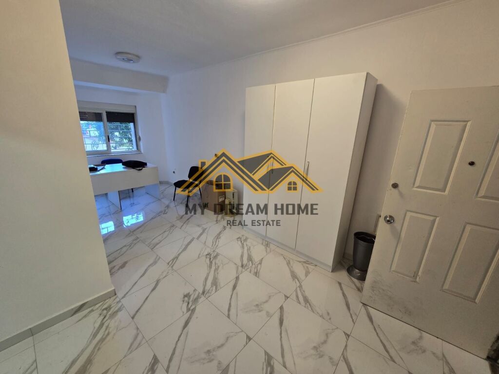 APARTAMENT 1+1 PER SHITJE TEK SHKOLLA 2 GJELAT DURRES!