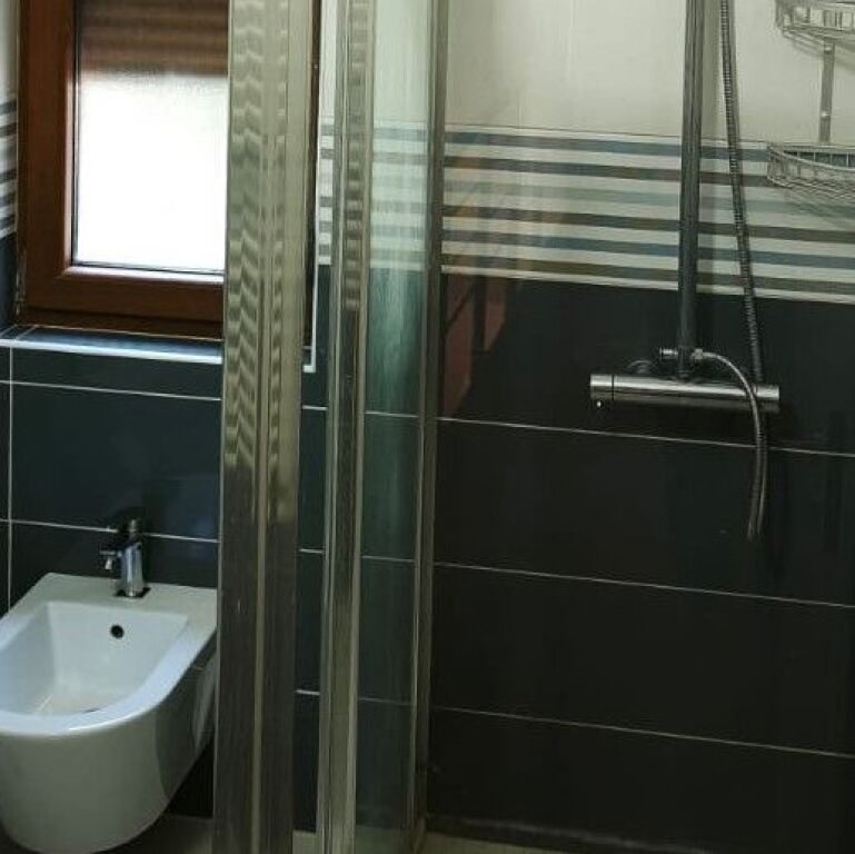 🏡 IN AFFITTO | VILLA SU 3 PIANI – COLOMBO 2