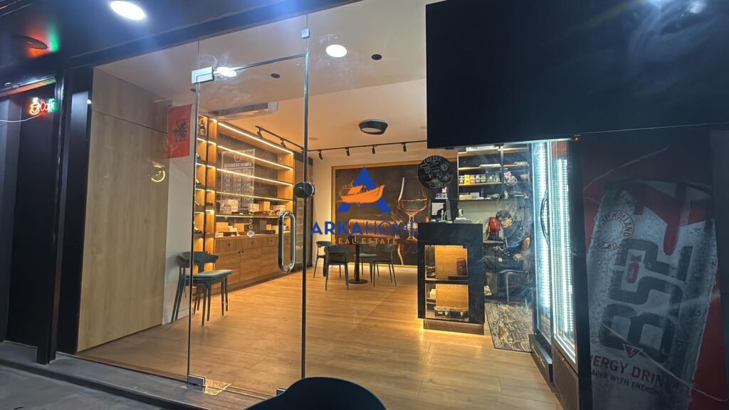 TABAKINO IN VENDITA 35 M2 "STRADA PRINCIPALE DRITAN HOXHA" 12.000 EURO