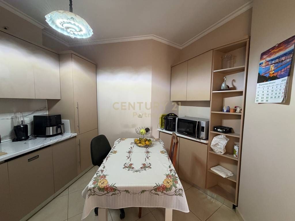 SHITET APARTAMENT 2+1+2 – ASTIR, PRANË WELLIT !! 164,000 €