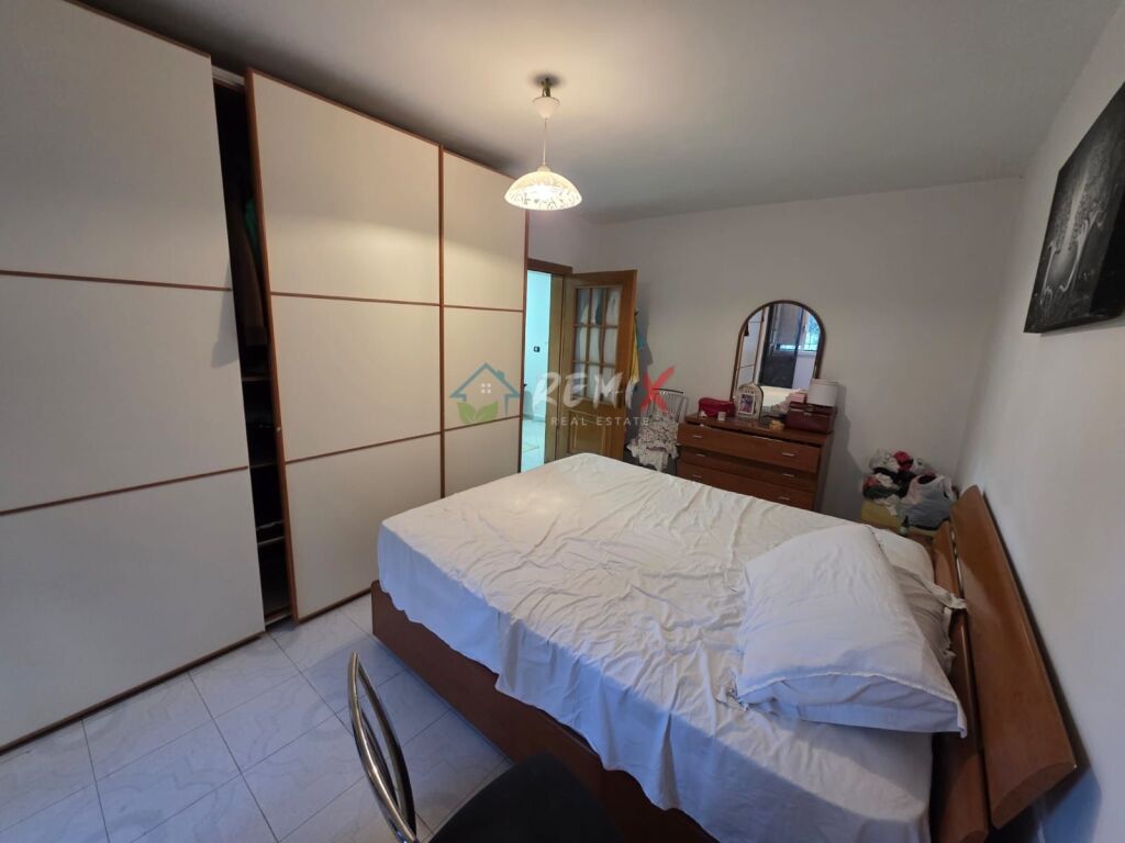 SHITET APARTAMENT 2+1 ME TOKË PRIVATE! 🌿