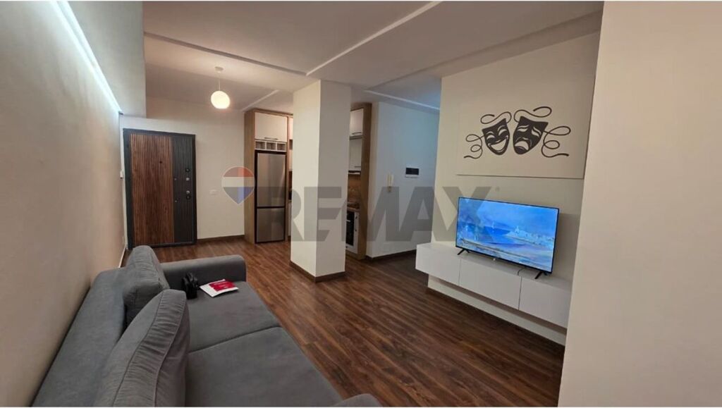 Apartament - Për Shitje - Myslym Shyri, Tiranë(ID: 530481001-1435)