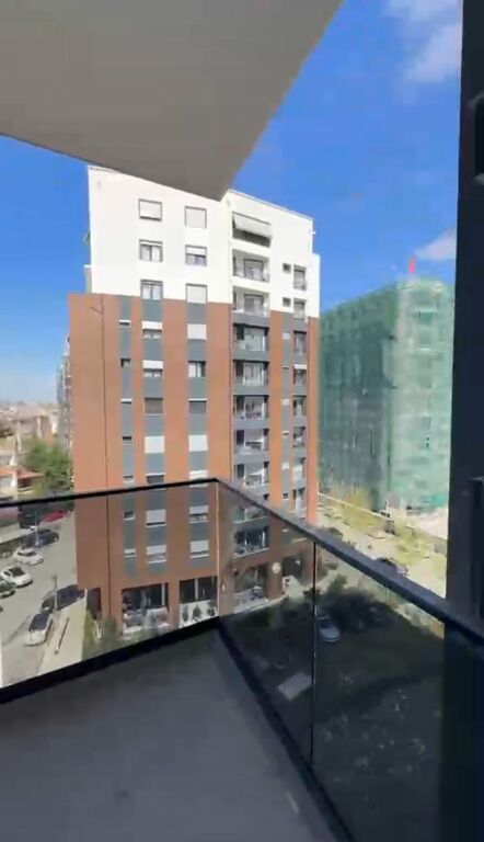 Shitet  apartament  1+1  Ndertim  i ti ne Don Bosko