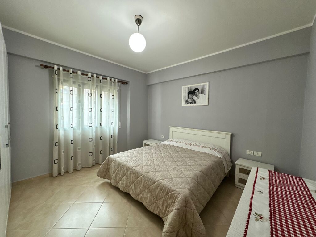 Vendesi in vendita Appartamento 2+1+2 Bagni - via Cipajve Vlora