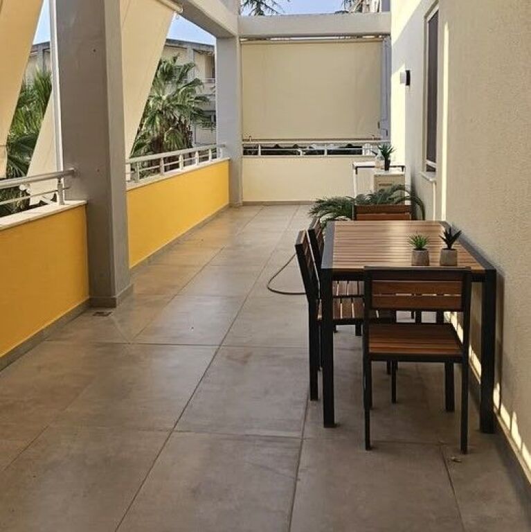 🏡 JEPET ME QIRA – APARTAMENT 3+1+3 + PARKIM