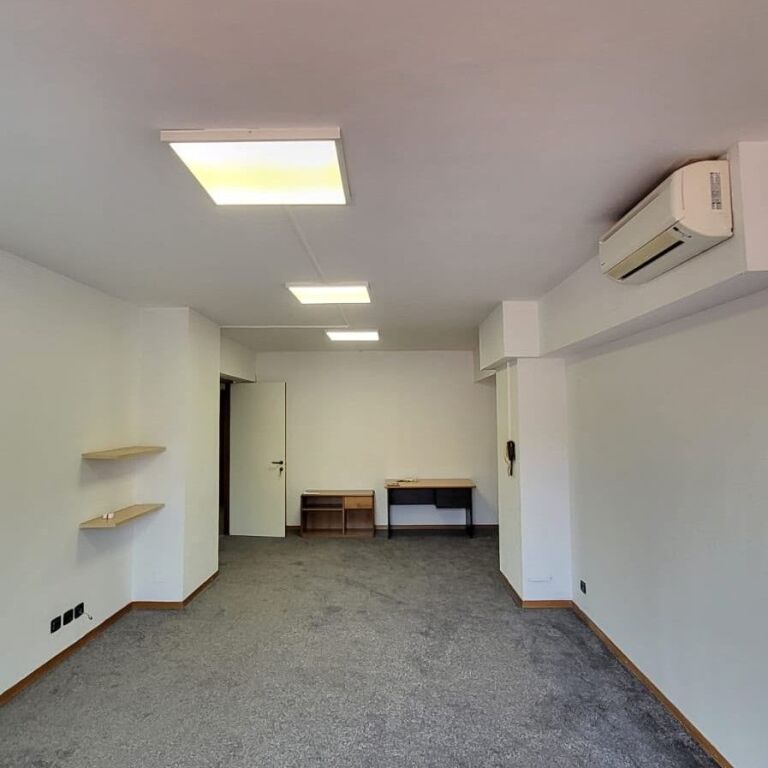 🏢 AFFITTASI – UFFICIO IN CENTRO 📍
