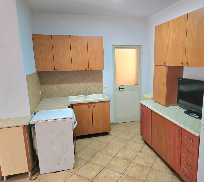 🏡✨ VENDESI APPARTAMENTO 2+1 – SPIAGGIA ILIRIA, DURRËS 🌊