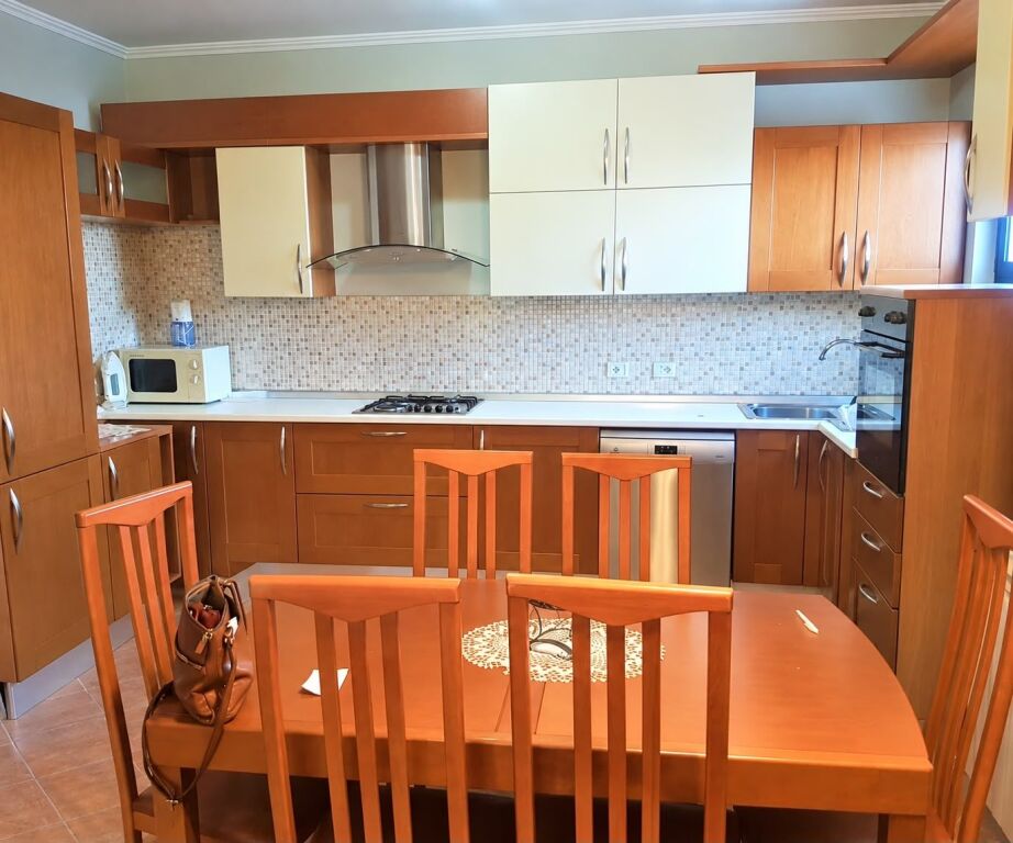 Apartament Me Qera 2+1 Tek Rruga e Elbasanit (ID B2202118) Tirane