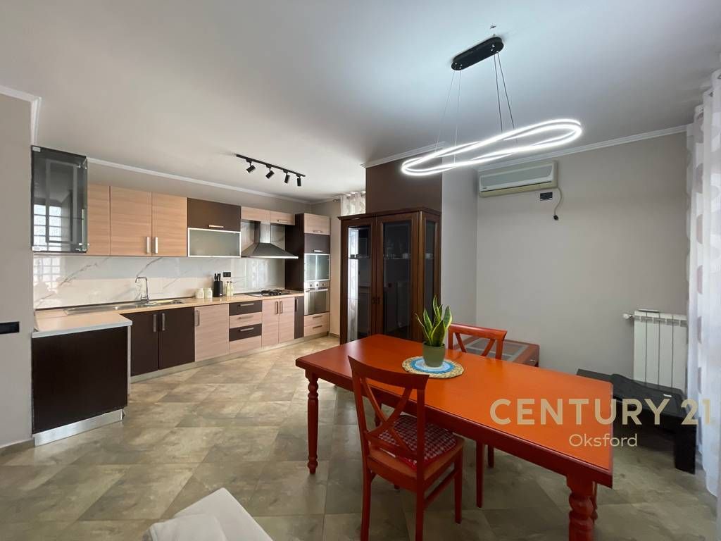 Appartamento 2+1 in affitto – Mercato Elettrico 750 € /Mese