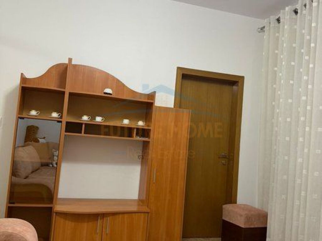Affitto, Appartamento 3+1, Via Dibra, Tirana 65.000 Lek