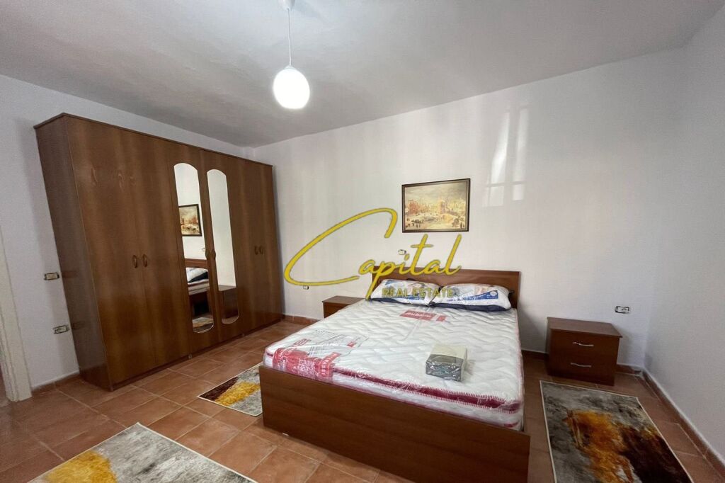 APARTAMENT ME QIRA 1+1 SHKOZE 40.000 LEKE