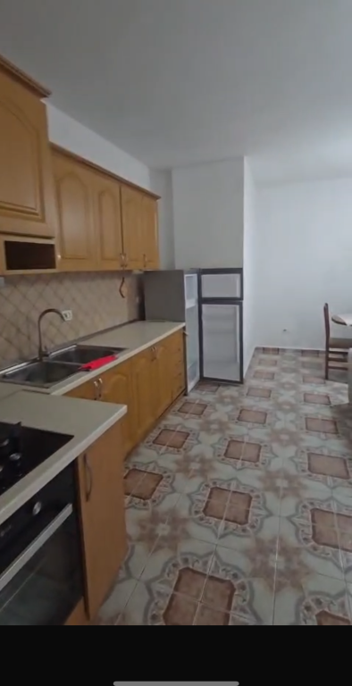 Appartamento 1+1 in affitto vicino a Medreseja !