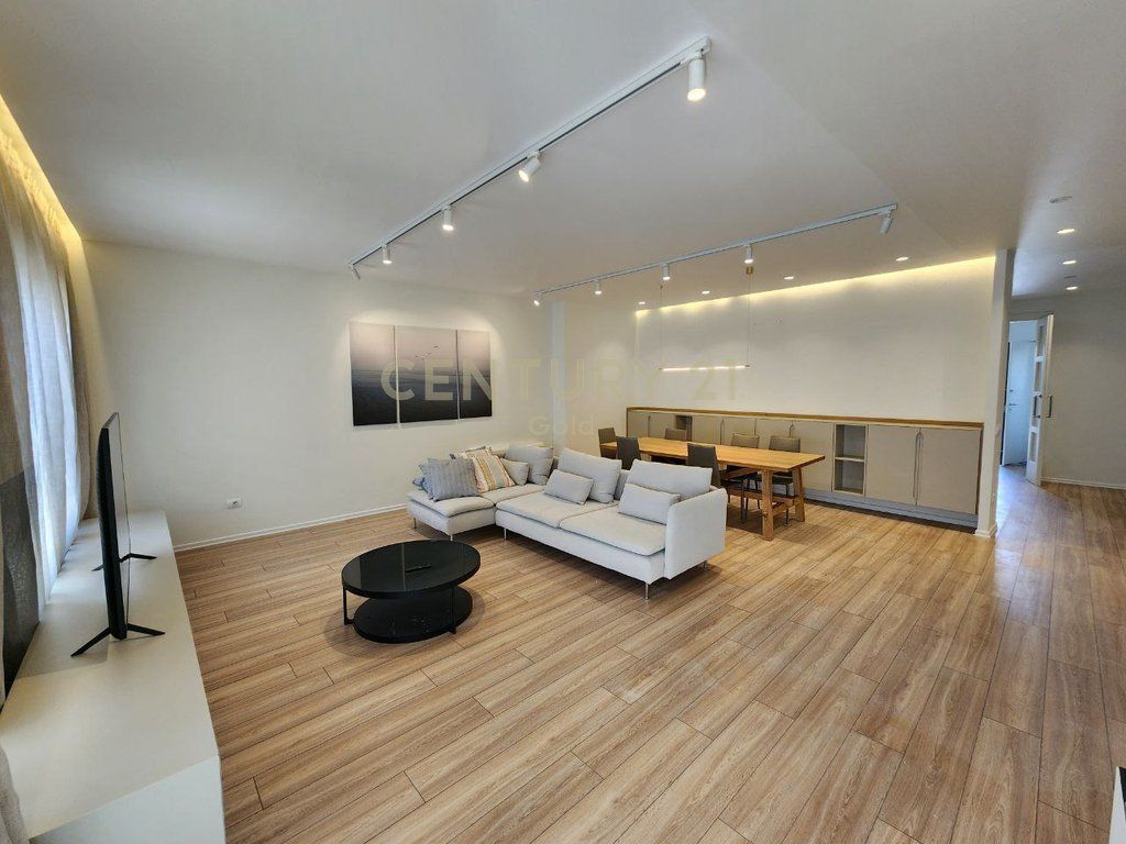 MODERN VILLA FOR SALE NEAR TEG.