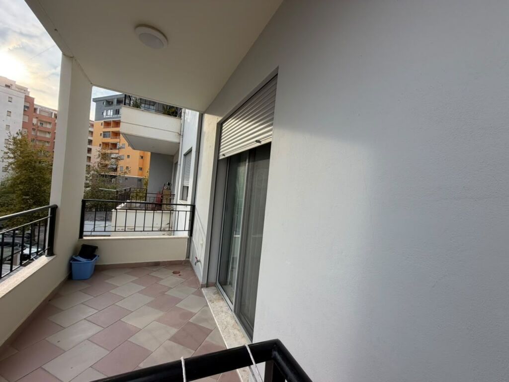 Apartment 2+1 For Long Term Rent - Lungomare, 1-Maj school, Vlorë