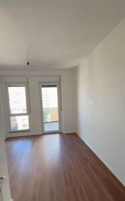 Shitet  apartament  1+1  Ndertim  i ti ne Don Bosko