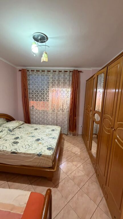 SHITET APARTAMENT 2+1+2 PRANE POLIKLINIKES, DURRES