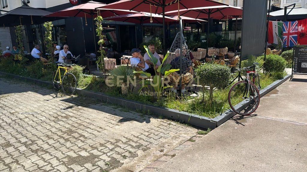 AMBIENT BIZNESI PËR QIRA | 2000€ / Muaji | DURRËS , PLAZH | MUNDESI KONVERTIMI NE BAR RESTORANT 2,000 € /Muaj