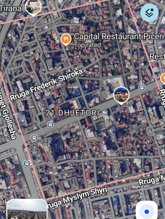 Shitet  super garsoniere  te 21  Dhjetori