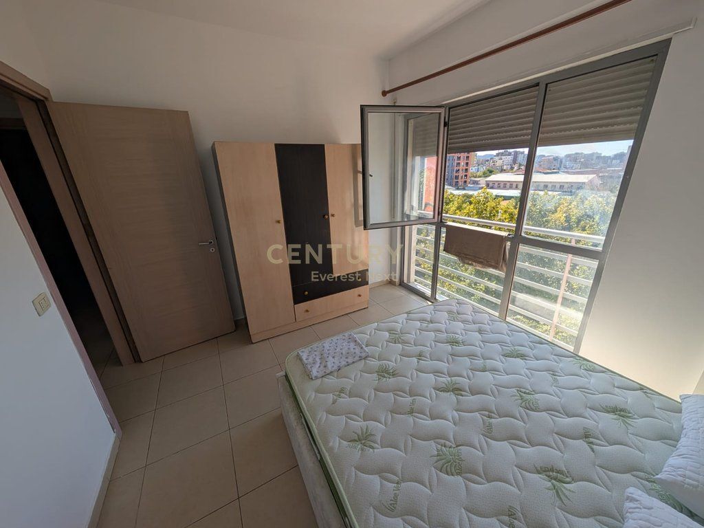 JEPET ME QIRA APARTAMENT 2+1 – 5 MAJI