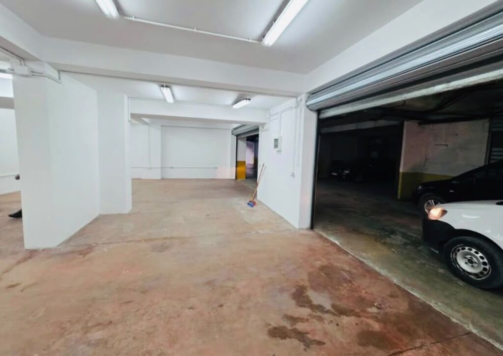 Locale Commerciale in Affitto a Yzberisht