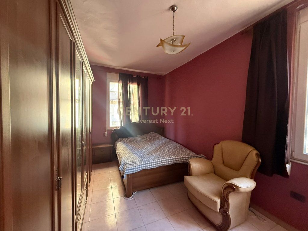 Apartament 3+1 per Qira - ish-Bllok