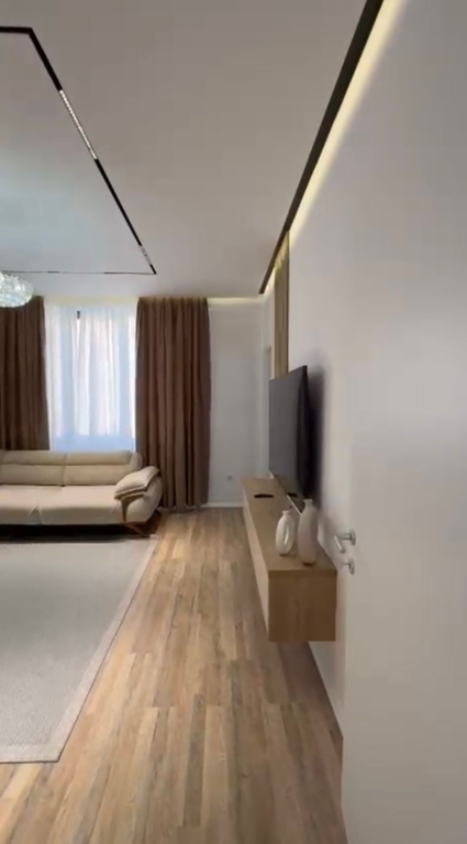 Apartament 2+1 me qera, Rruga e Elbasanit, Xheluks Residence.