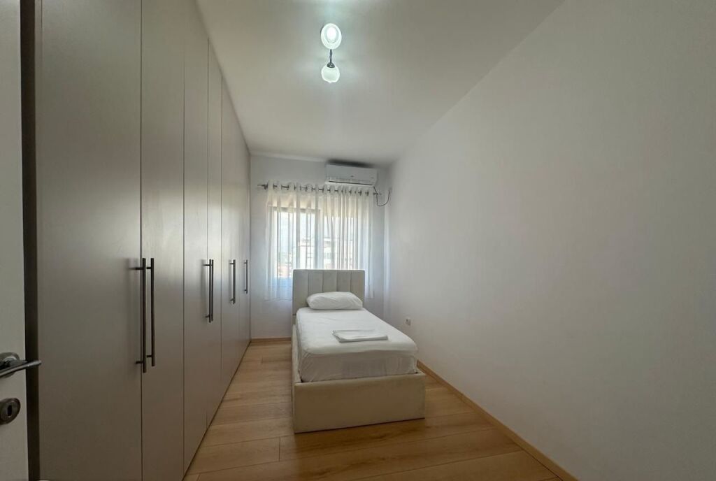 Apartament Me Qera 2+1 Tek Rruga e Elbasanit (ID B2202117) Tirane