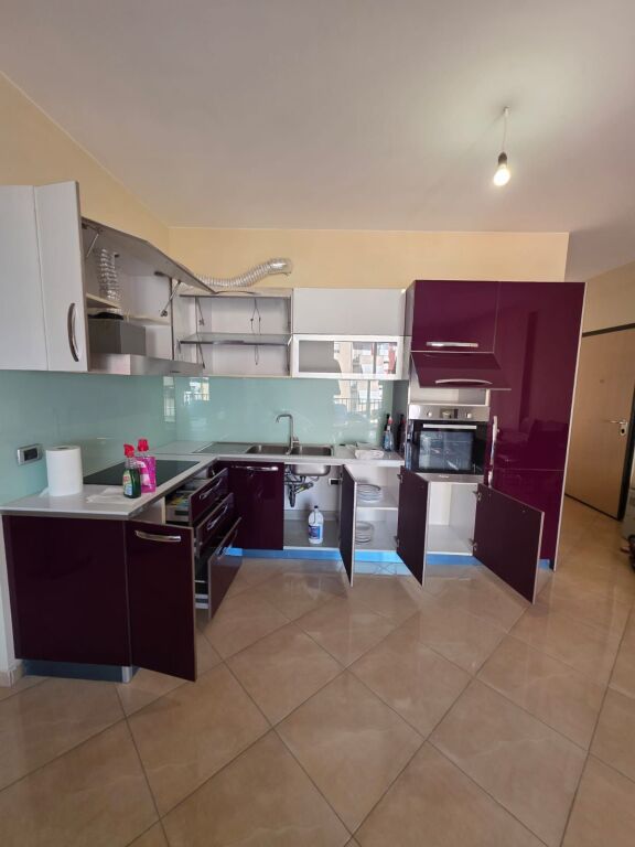 Apartament 2+1+2 per qera Fresk !