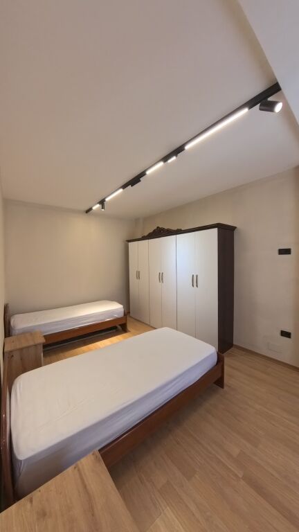 🔥 ONLY 500 M FROM SKËNDERBEJ SQUARE – 1+1 NEWLY INVESTED IN SELVI 60 m²
