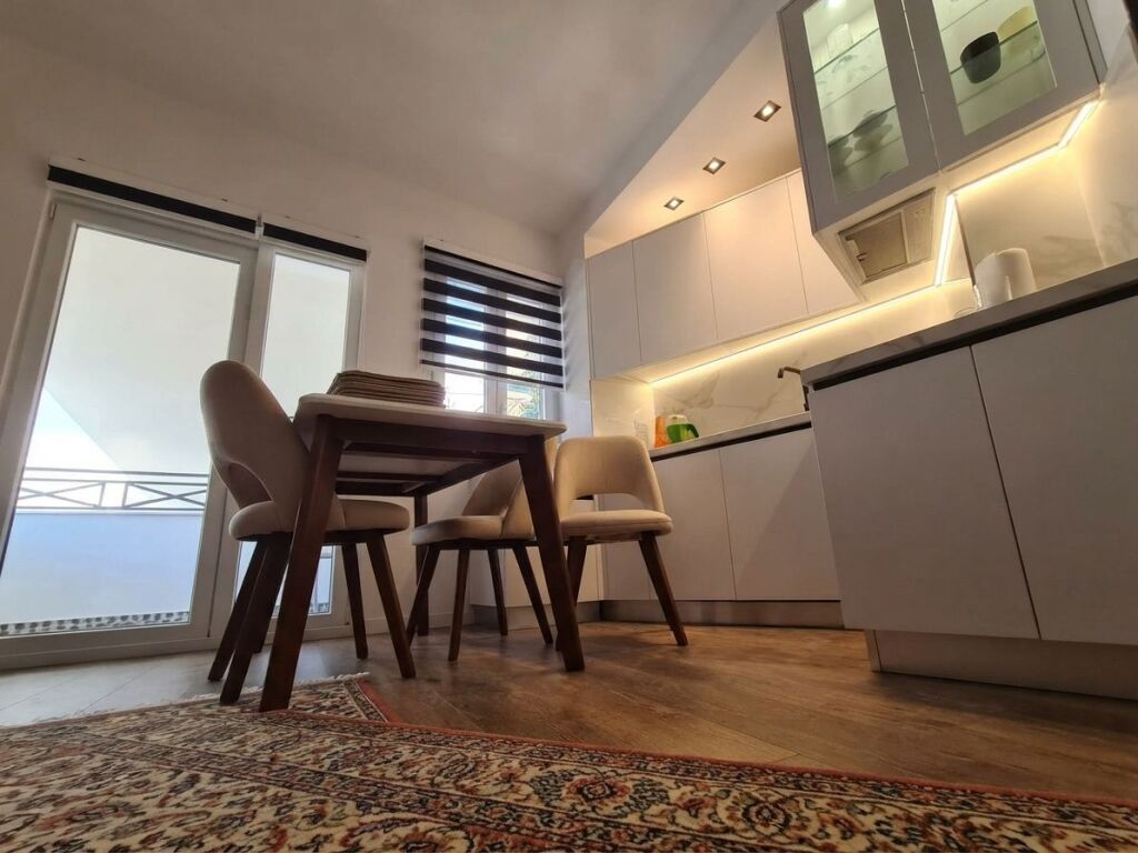 Qera,Apartament 1+1,Qender
