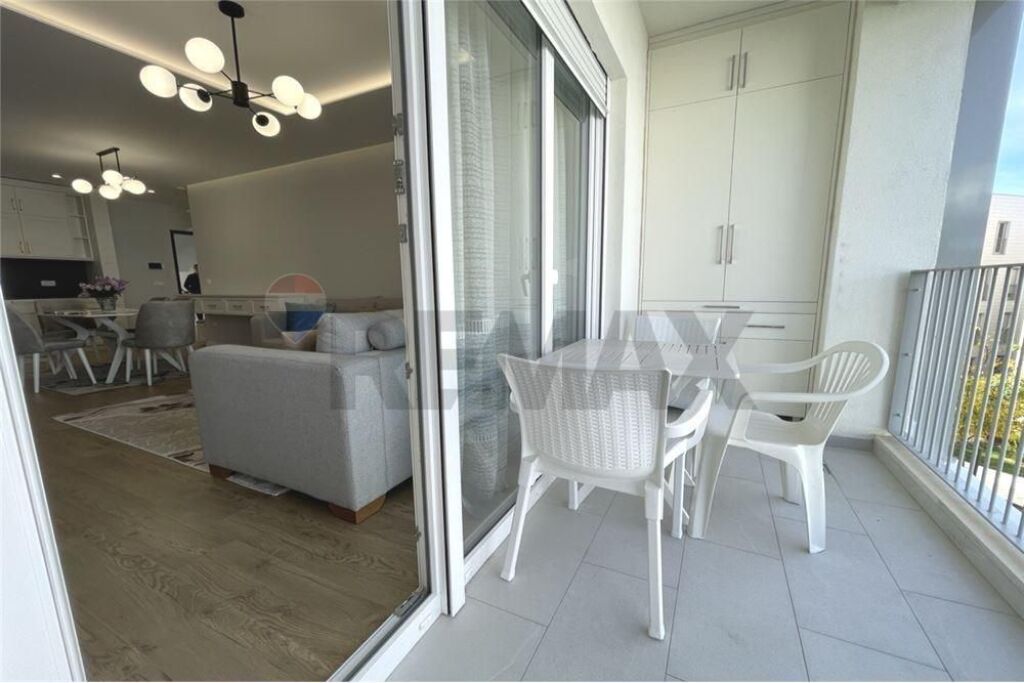 Apartament 2+1+1 Post Parkim për qira tek Rezidenca Park Life, Liqeni i thatë .