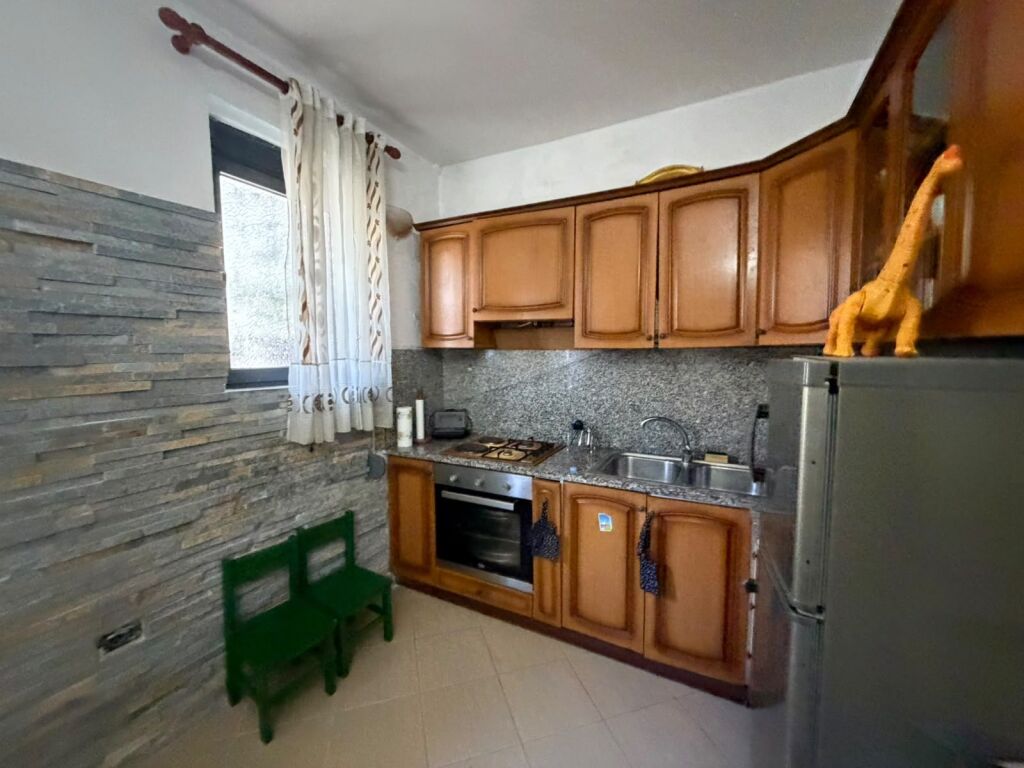 Shitet apartament 2+1+2 tualete