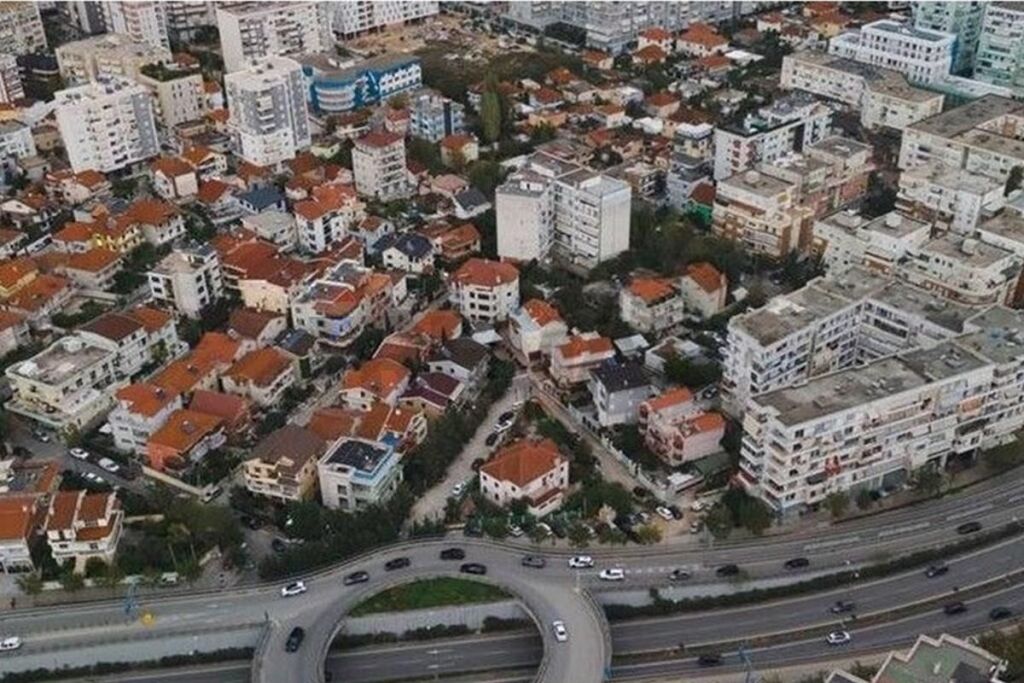 Shtëpi private - Për Shitje - Rruga Selita e Vjetër, Tiranë