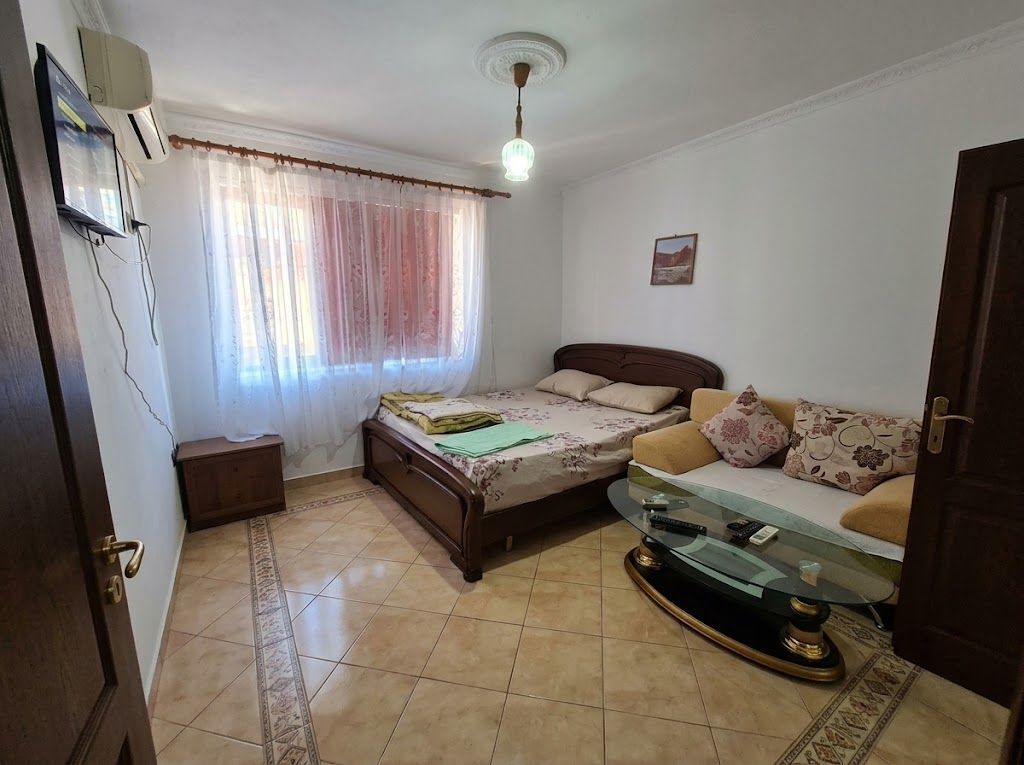 Apartament 1+1 me qira – Tek QSUT !