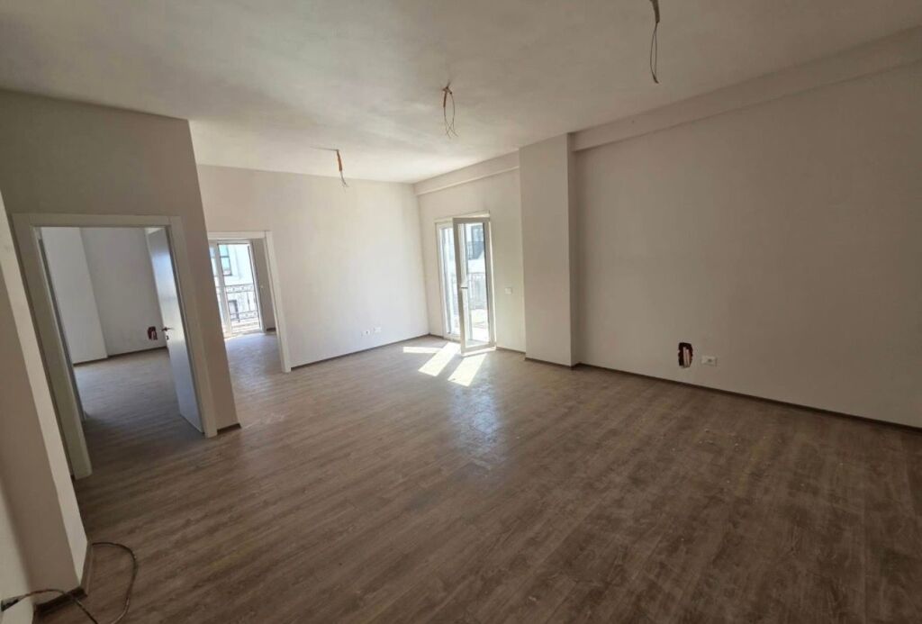 For sale 2+1 PORTA TIRANA