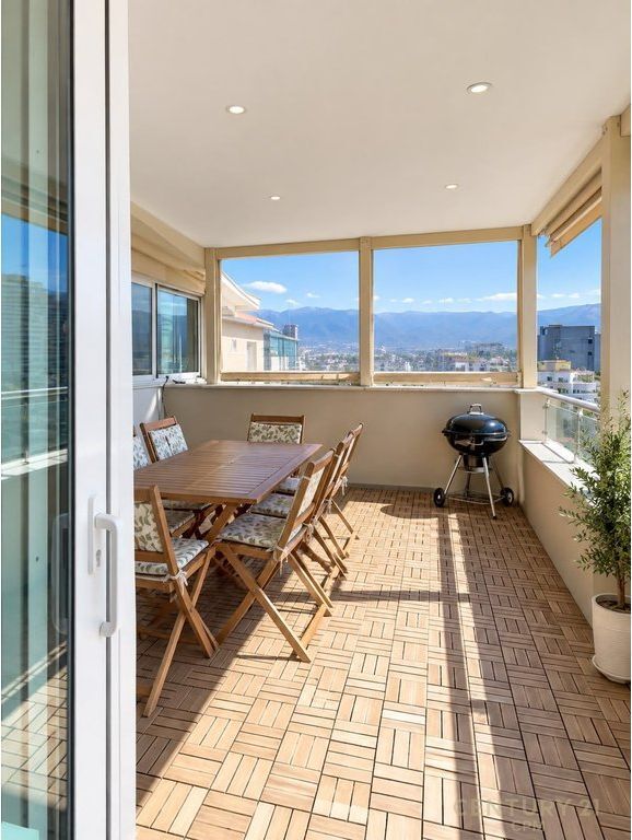 Vendesi in vendita Penthouse Unico, Ex Circo, Viale Zogu I Pare