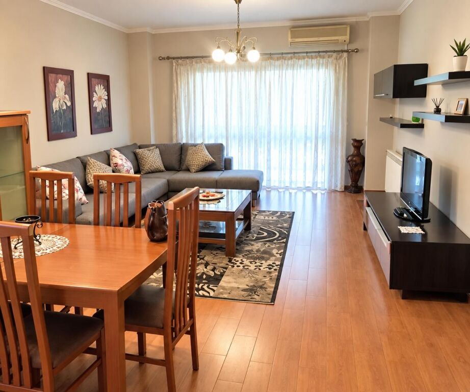 Apartament Me Qera 2+1 Tek Rruga e Elbasanit (ID B2202118) Tirane