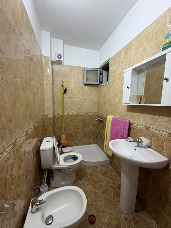 Apartment 2+1 For Long Term Rent - Lungomare, 1-Maj school, Vlorë