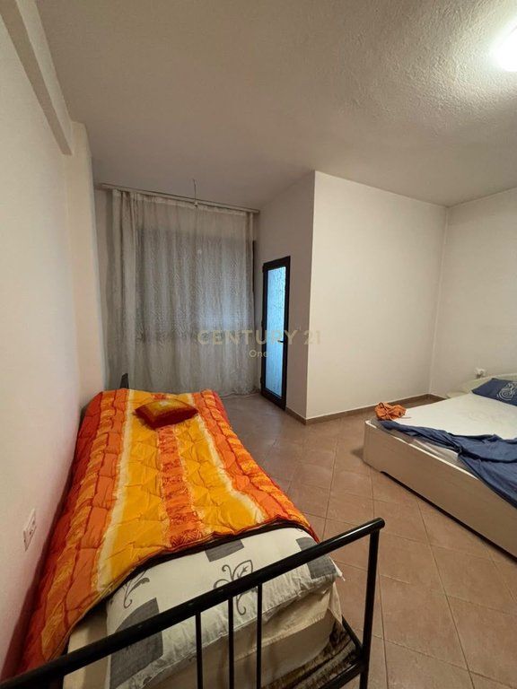 FOR SALE APARTMENT 3+1 + 2 + VERANDA – PAZARI I RI 332,000 €