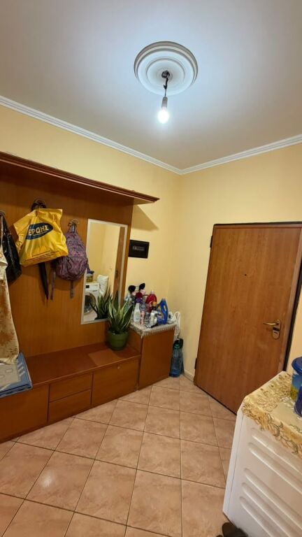 SHITET APARTAMENT 2+1+2 PRANE POLIKLINIKES, DURRES