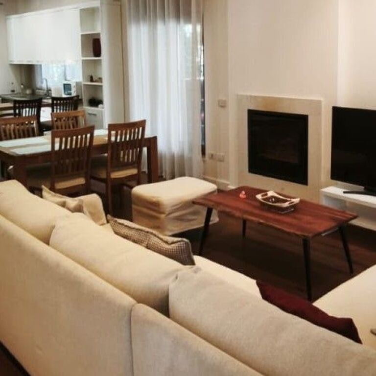 🏡 IN AFFITTO | VILLA SU 3 PIANI – COLOMBO 2