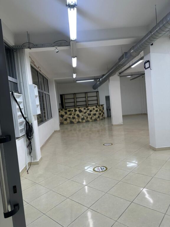 Magazzino in affitto a Kombinat !